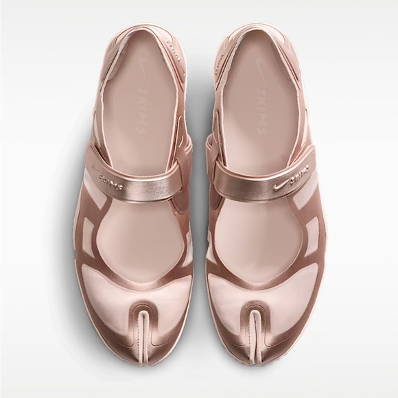 Nike Shoes - Nike Metallic Rose Mary Jane Mules